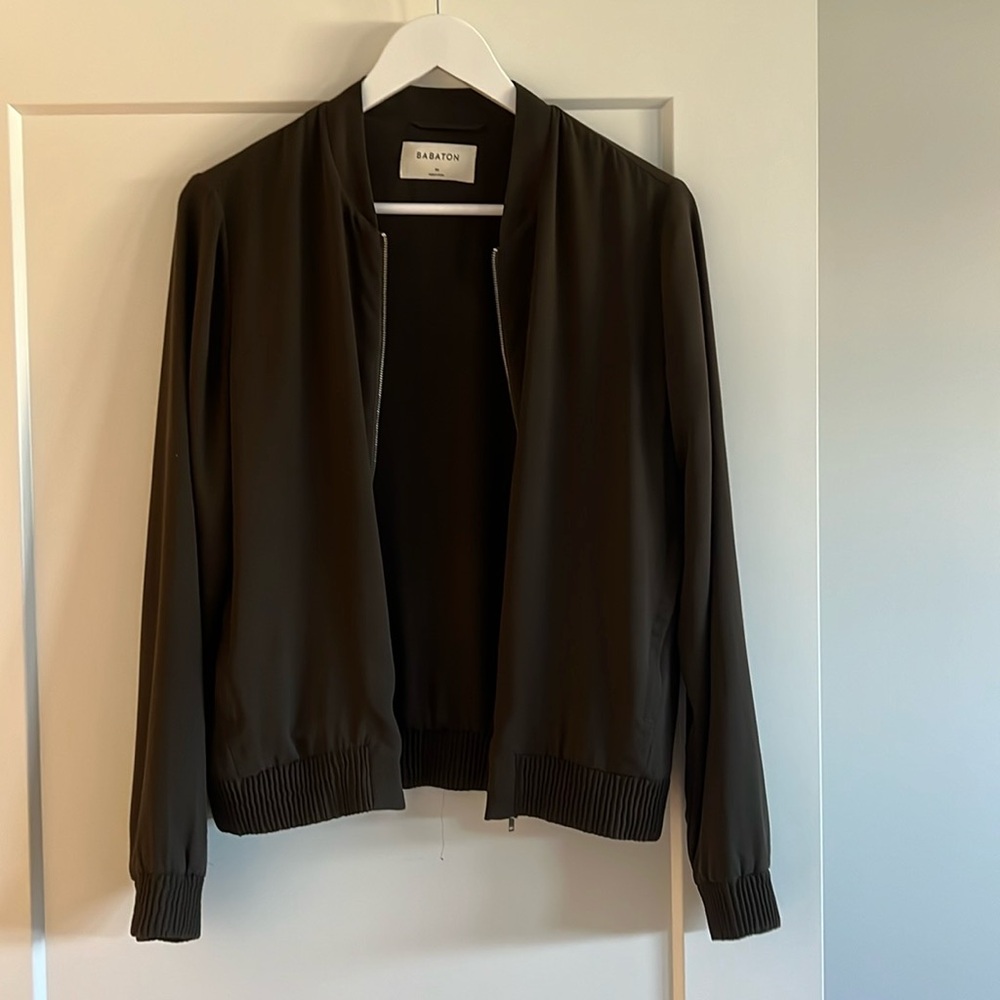 Babaton bomber jacet